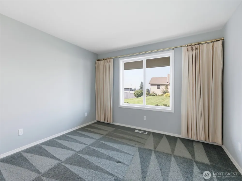 1380 Eastmont Avenue #502 East Wenatchee, WA 98802