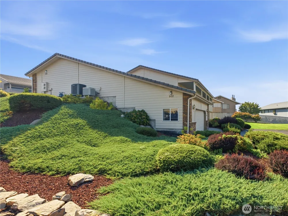 1380 Eastmont Avenue #502 East Wenatchee, WA 98802