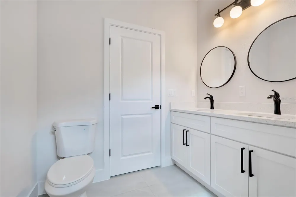 427 E 13TH STREET Apopka, FL 32703