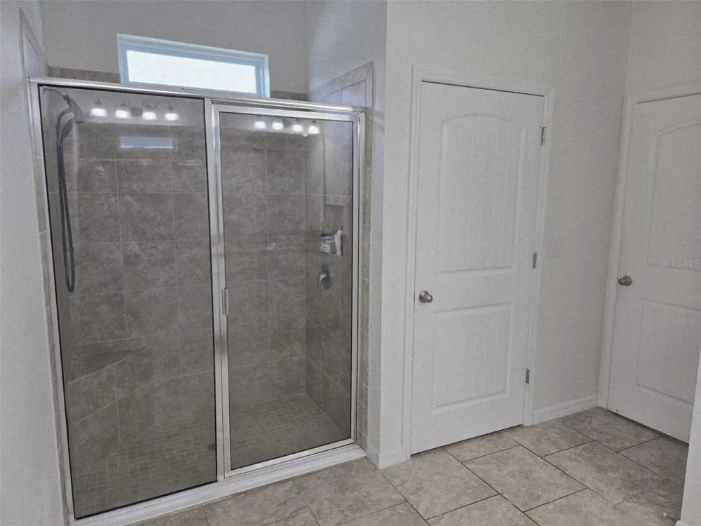 1437 TAWNY RIDGE ROAD Kissimmee, FL 34744