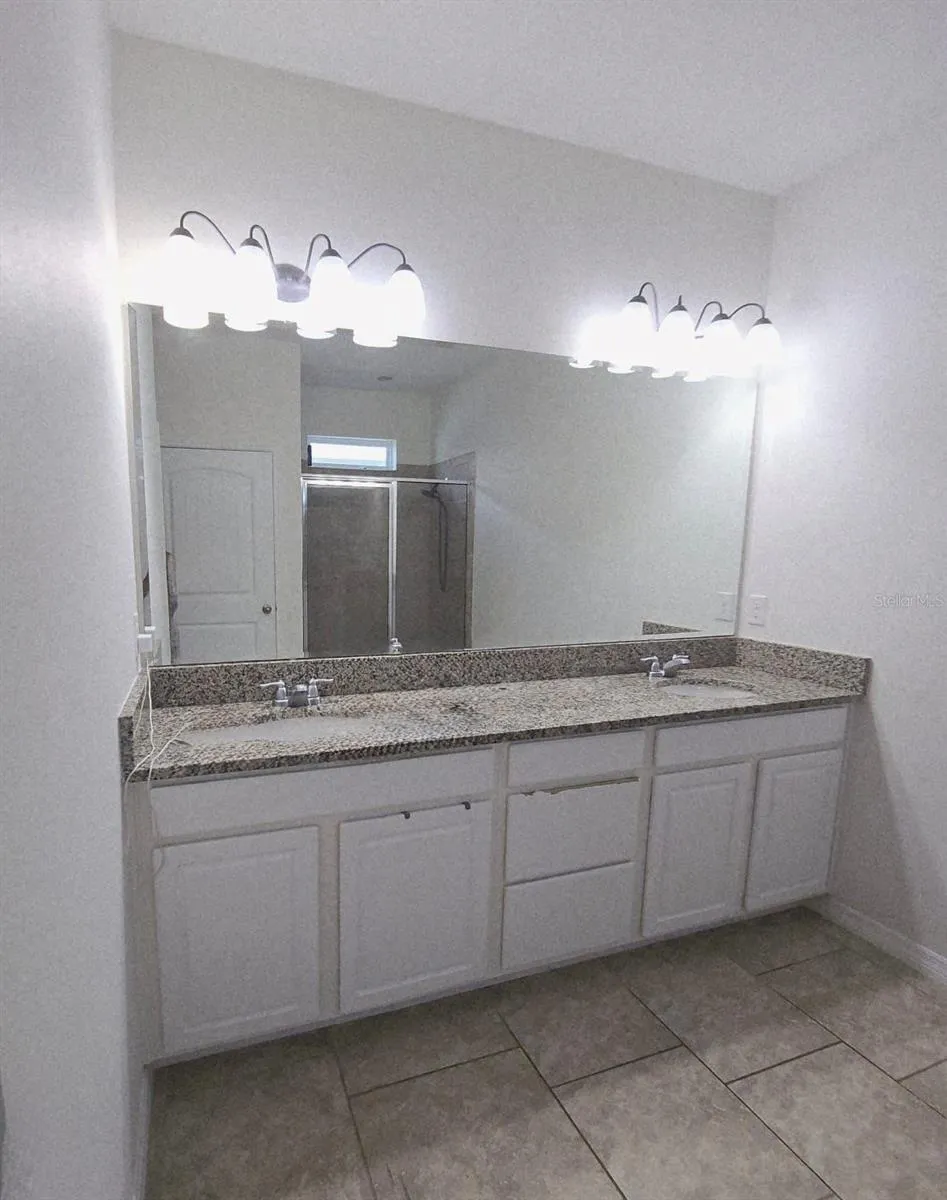 1437 TAWNY RIDGE ROAD Kissimmee, FL 34744
