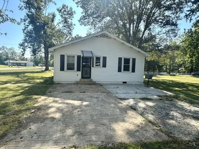 27 ROSEWOOD DR Savannah, TN 38372