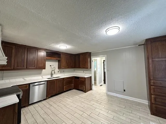 27 ROSEWOOD DR Savannah, TN 38372