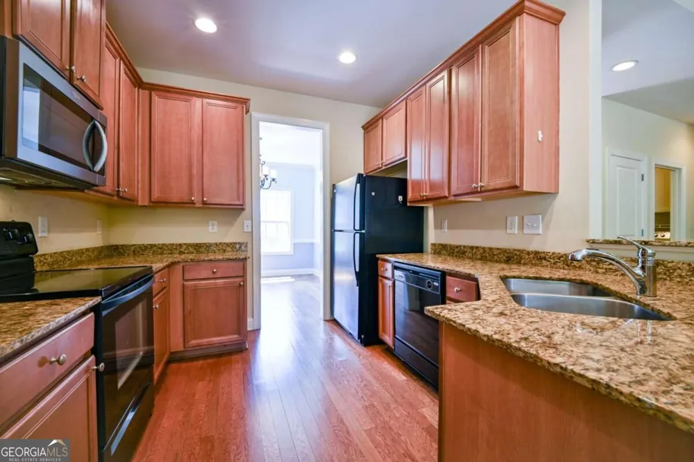 165 Meredith Ridge RD Athens, GA 30605