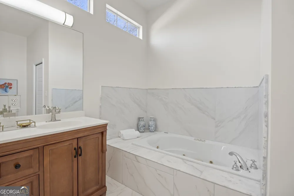 114 Cleveland ST McDonough, GA 30253