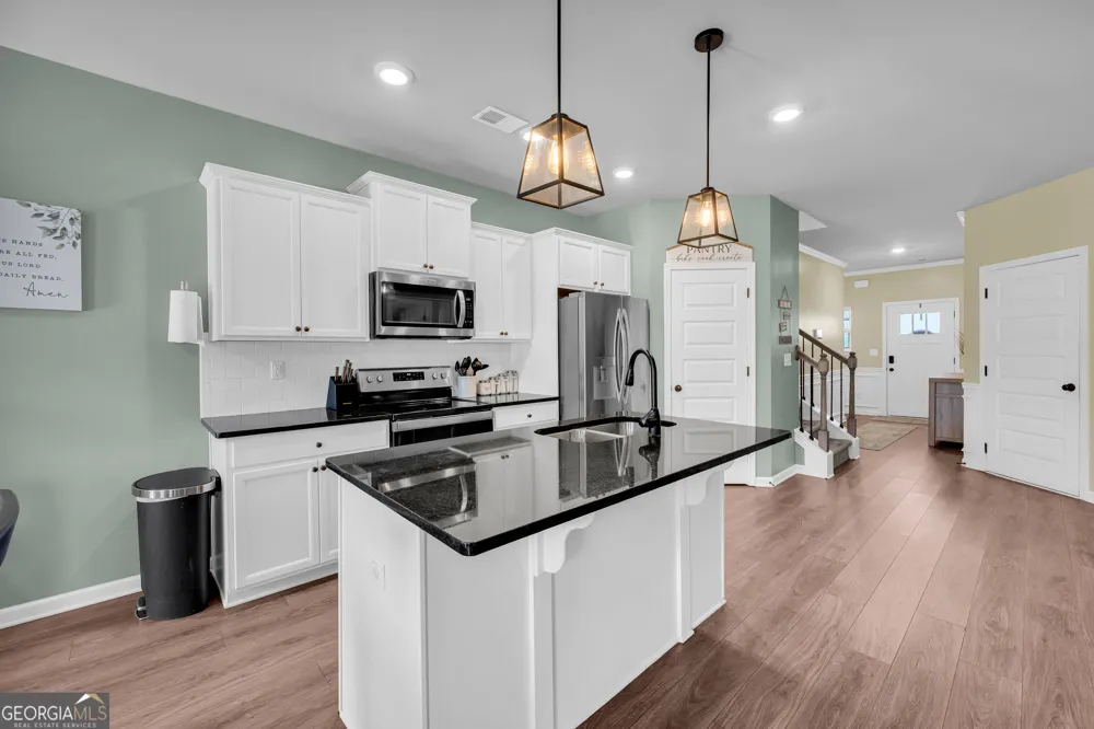 664 Lakehaven LN Loganville, GA 30052
