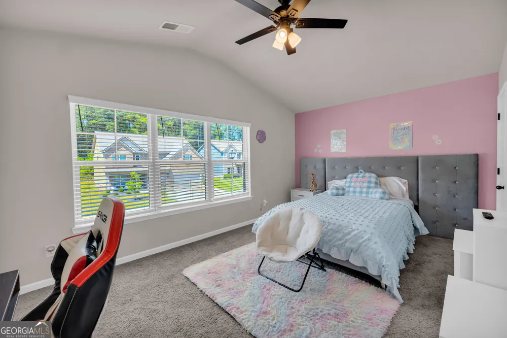 664 Lakehaven LN Loganville, GA 30052