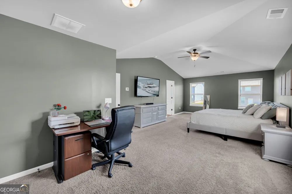 664 Lakehaven LN Loganville, GA 30052