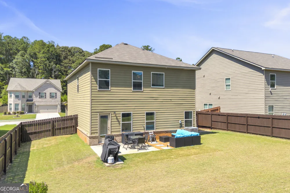 664 Lakehaven LN Loganville, GA 30052