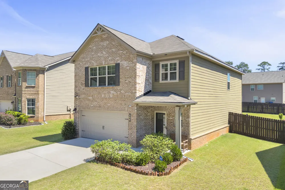664 Lakehaven LN Loganville, GA 30052