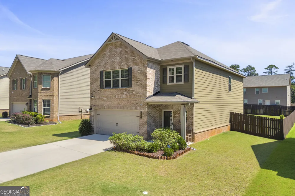 664 Lakehaven LN Loganville, GA 30052