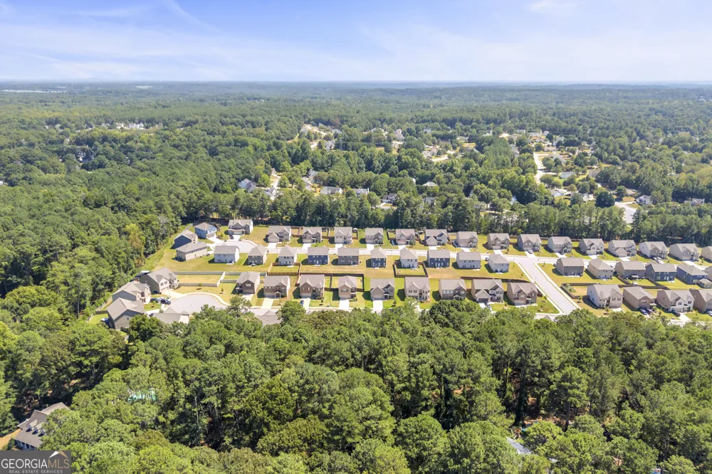 664 Lakehaven LN Loganville, GA 30052