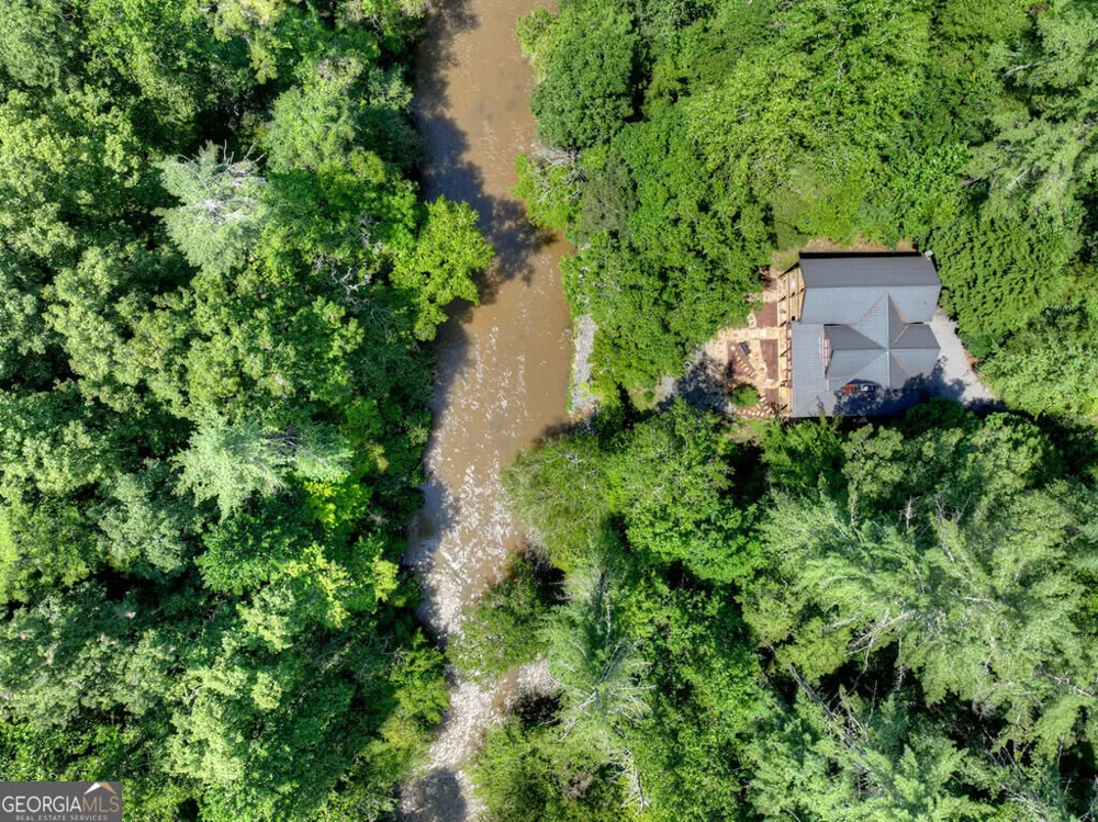 46 Private DR Ellijay, GA 30536