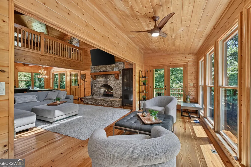 46 Private DR Ellijay, GA 30536