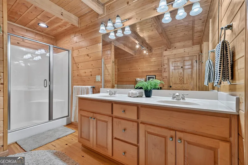 46 Private DR Ellijay, GA 30536