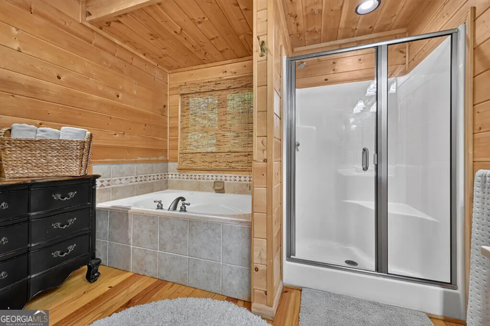 46 Private DR Ellijay, GA 30536