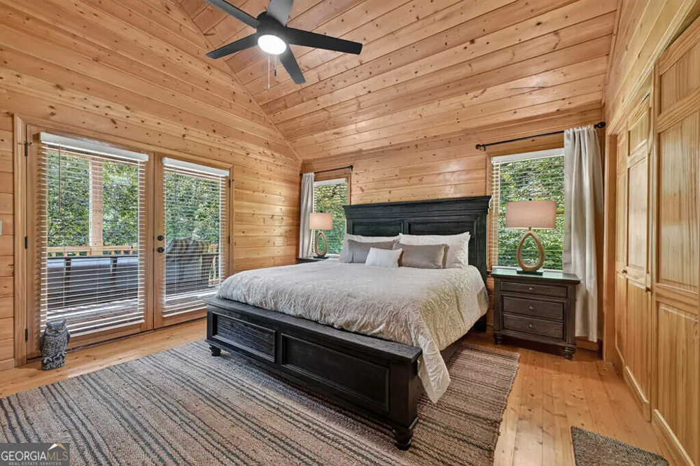 46 Private DR Ellijay, GA 30536