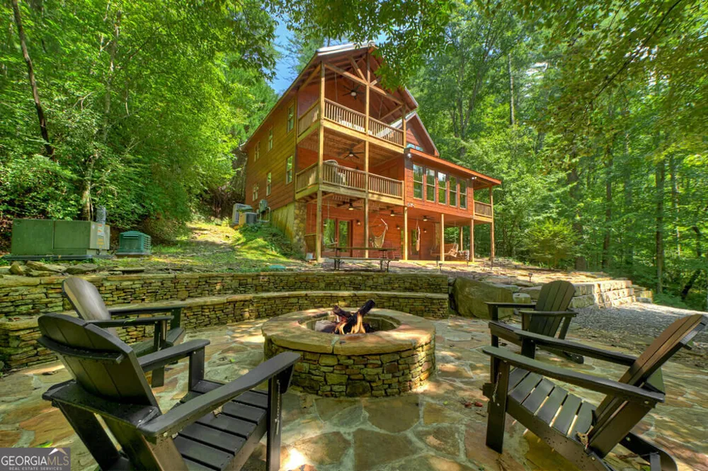 46 Private DR Ellijay, GA 30536