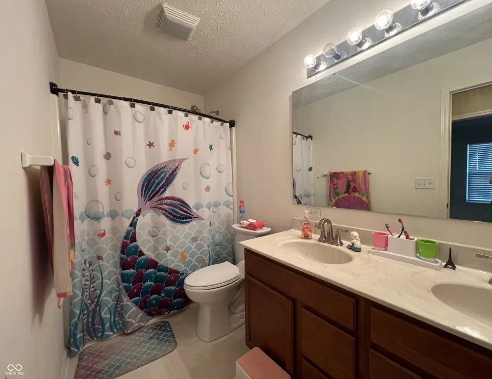 4537 Sugar Bay Lane Indianapolis, IN 46237
