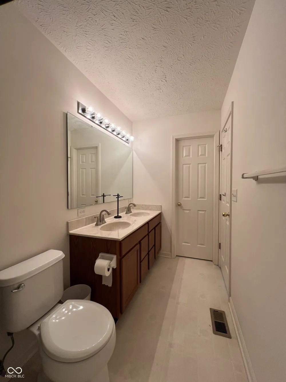 4537 Sugar Bay Lane Indianapolis, IN 46237