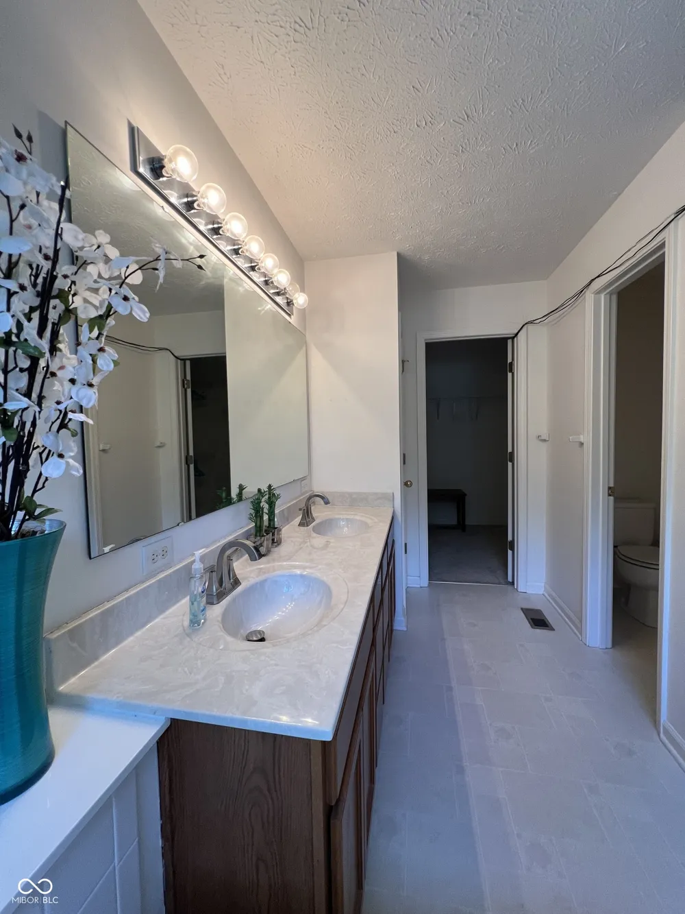 4537 Sugar Bay Lane Indianapolis, IN 46237