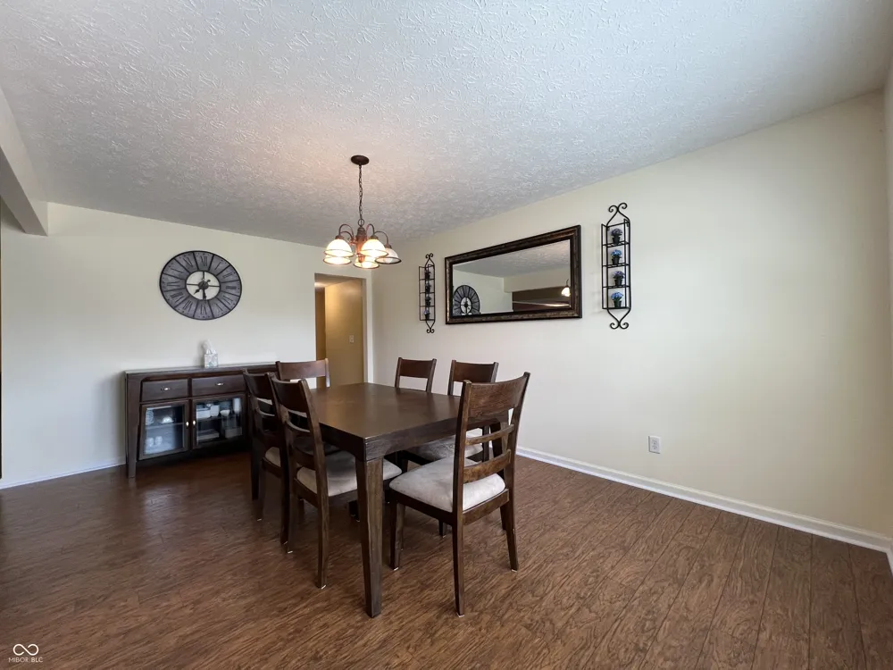 4537 Sugar Bay Lane Indianapolis, IN 46237
