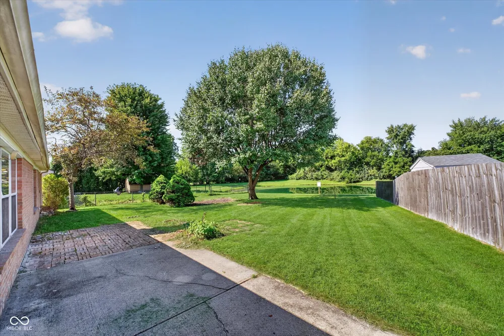 804 Weeping Way Lane Avon, IN 46123