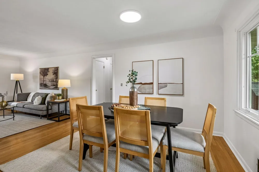 4725 School Road Edina, MN 55424