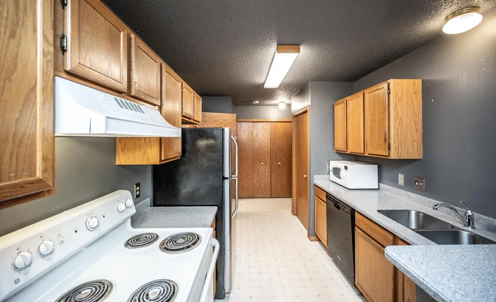 13826 Granada Way Apple Valley, MN 55124