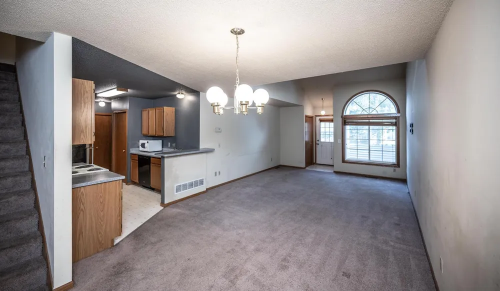13826 Granada Way Apple Valley, MN 55124