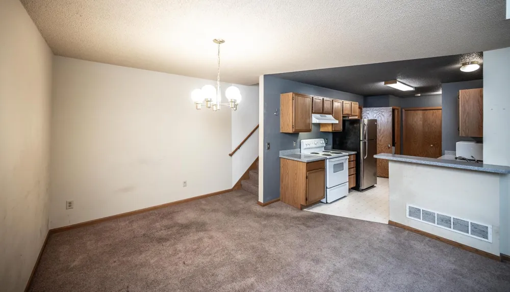 13826 Granada Way Apple Valley, MN 55124