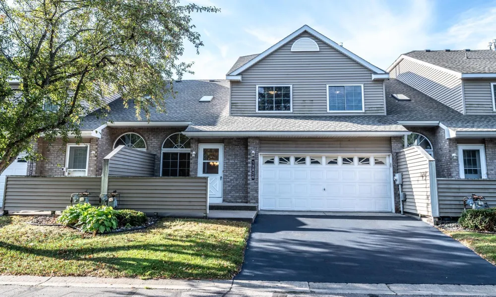 13826 Granada Way Apple Valley, MN 55124