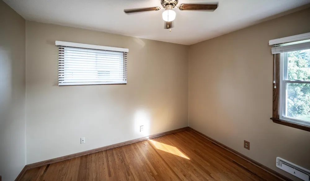 1202 Sunnyside Drive Farmington, MN 55024