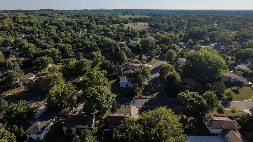 1530 Lois Drive Shoreview, MN 55126