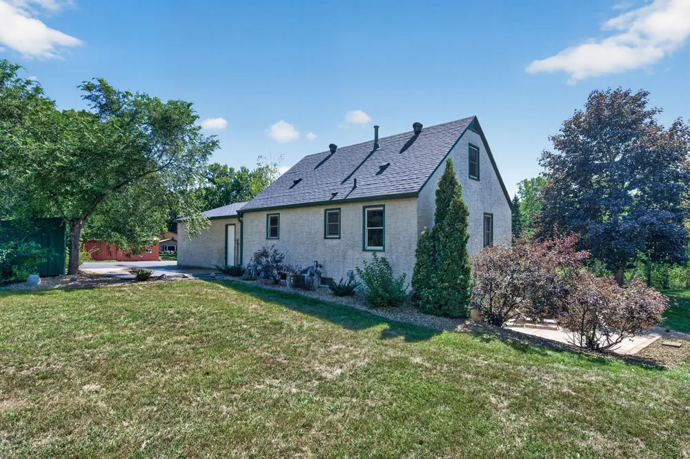 7146 Military Road Woodbury, MN 55129