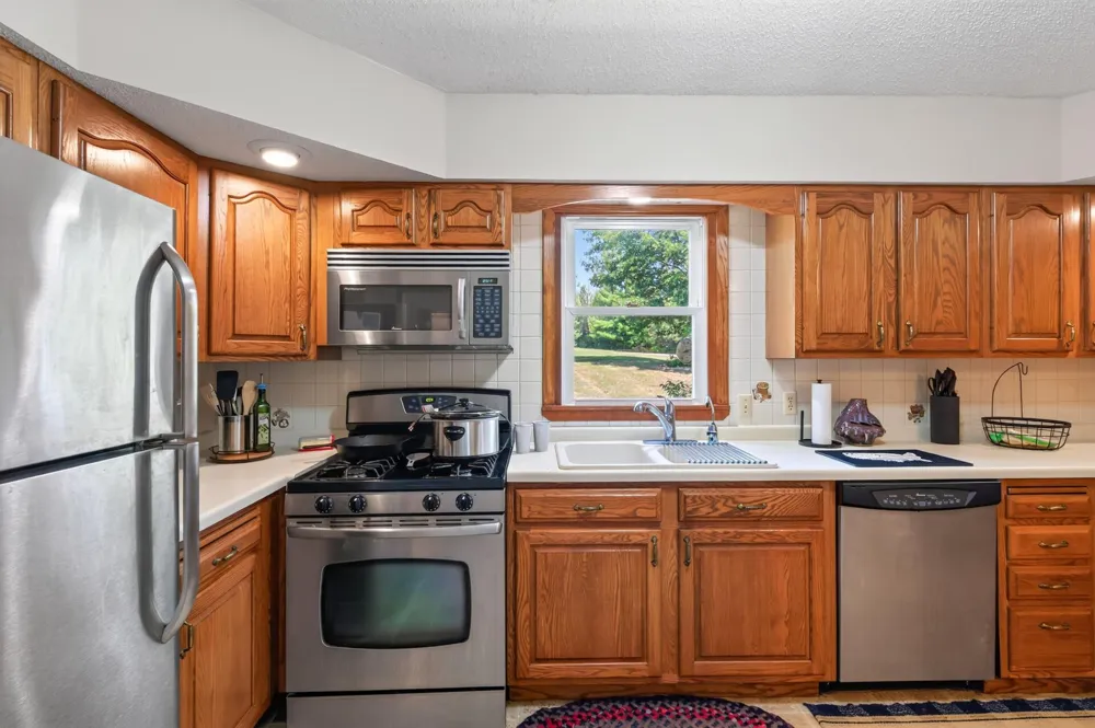 7146 Military Road Woodbury, MN 55129