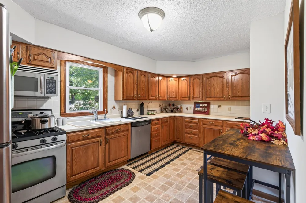 7146 Military Road Woodbury, MN 55129
