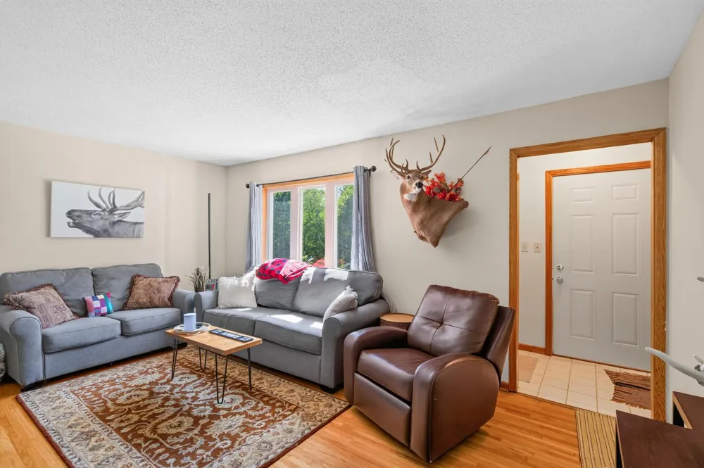 7146 Military Road Woodbury, MN 55129