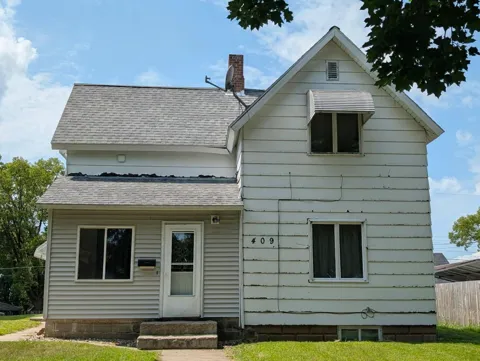 409 S 6th Street
