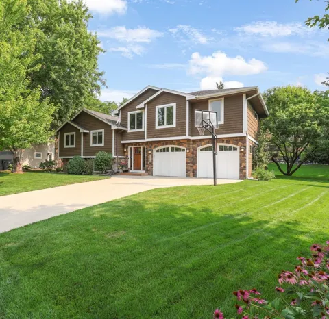 10234 Nottingham Trail