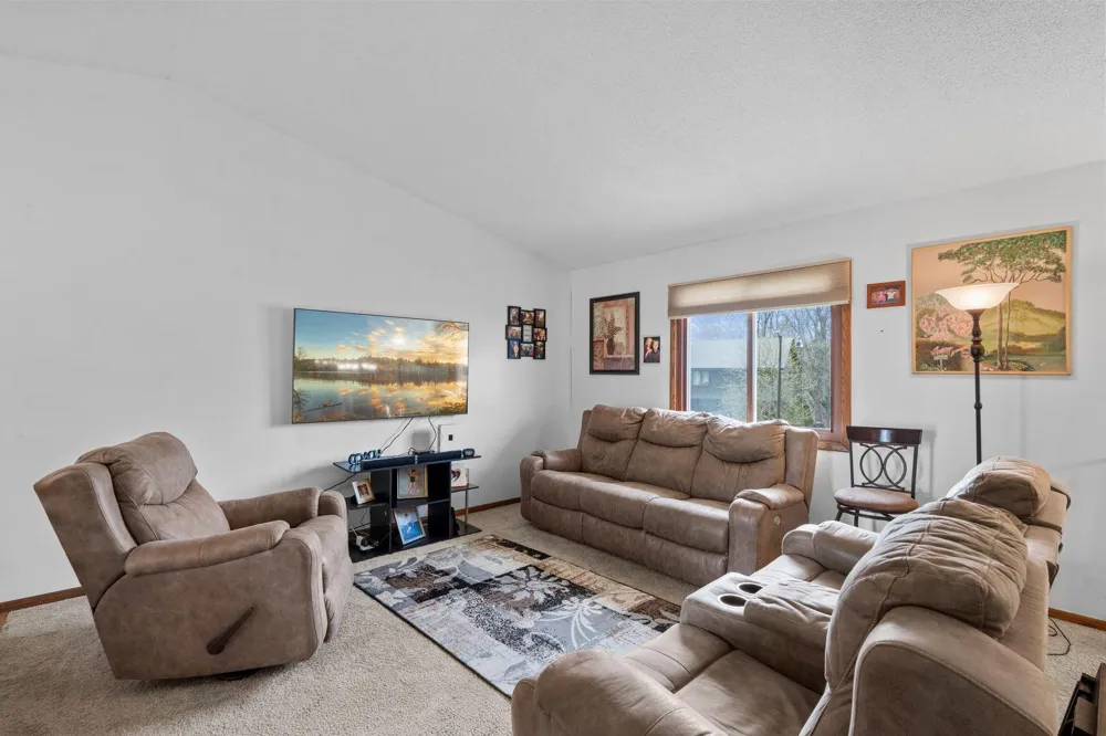 4100 Jordan Avenue New Hope, MN 55427
