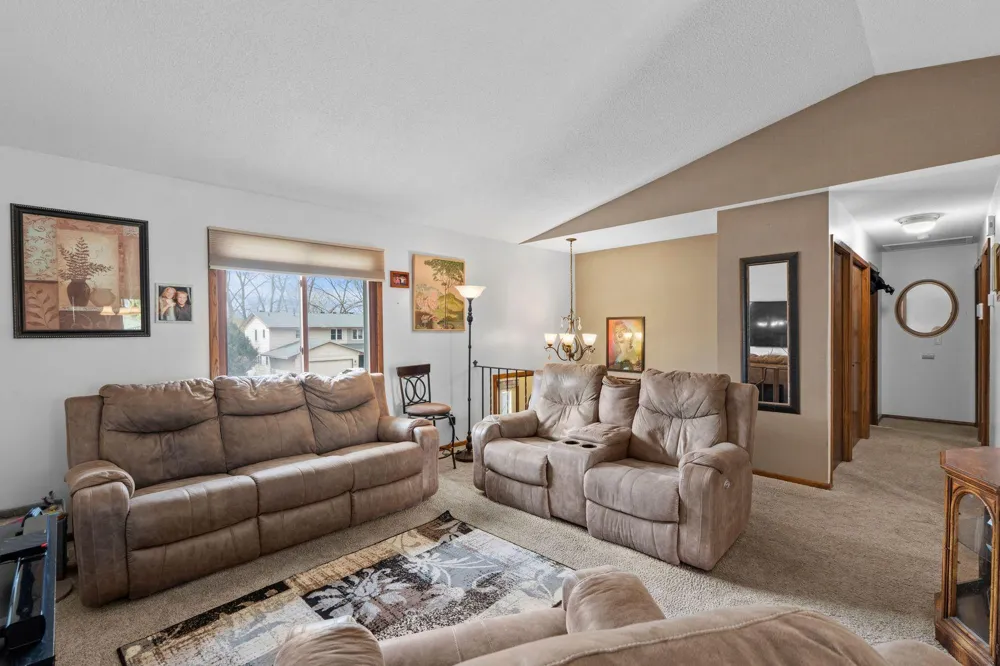 4100 Jordan Avenue New Hope, MN 55427