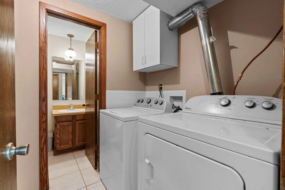 4100 Jordan Avenue New Hope, MN 55427
