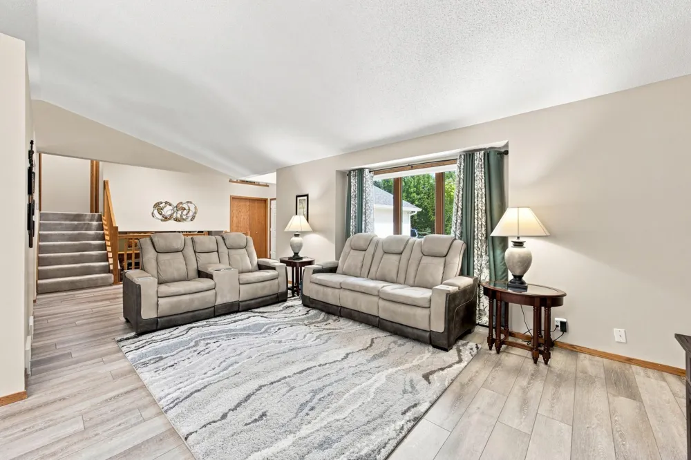 3132 37 1/2 AVENUE S Fargo, ND 58104
