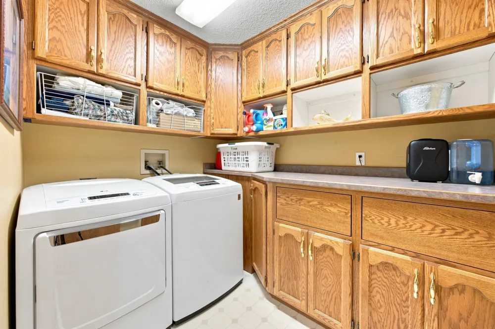 3132 37 1/2 AVENUE S Fargo, ND 58104