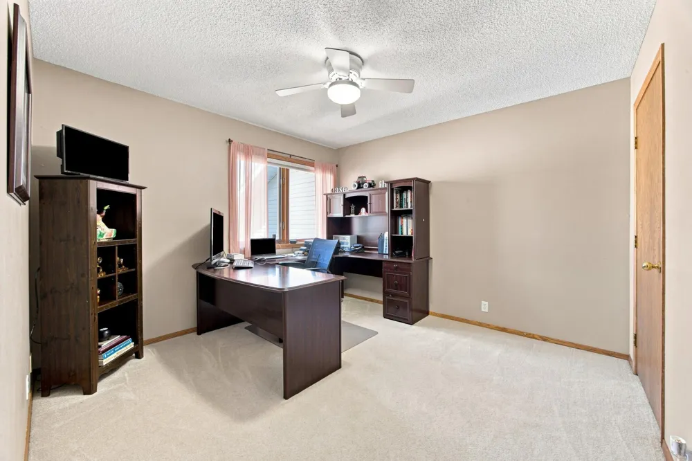 3132 37 1/2 AVENUE S Fargo, ND 58104