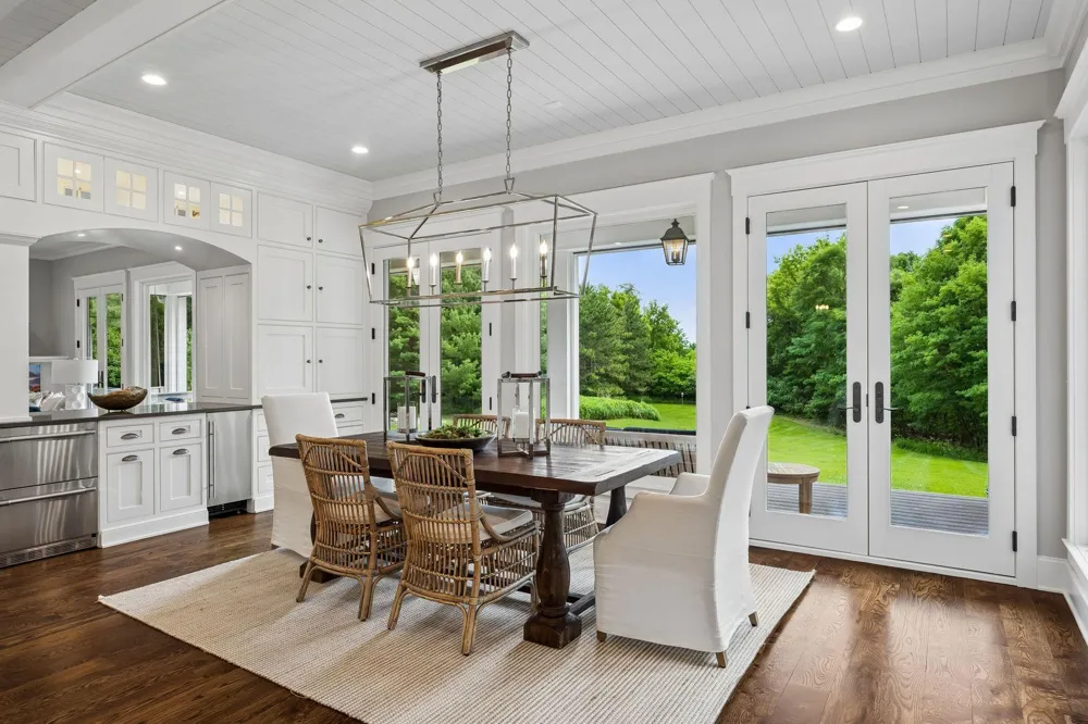 4565 Bayside Road Orono, MN 55359