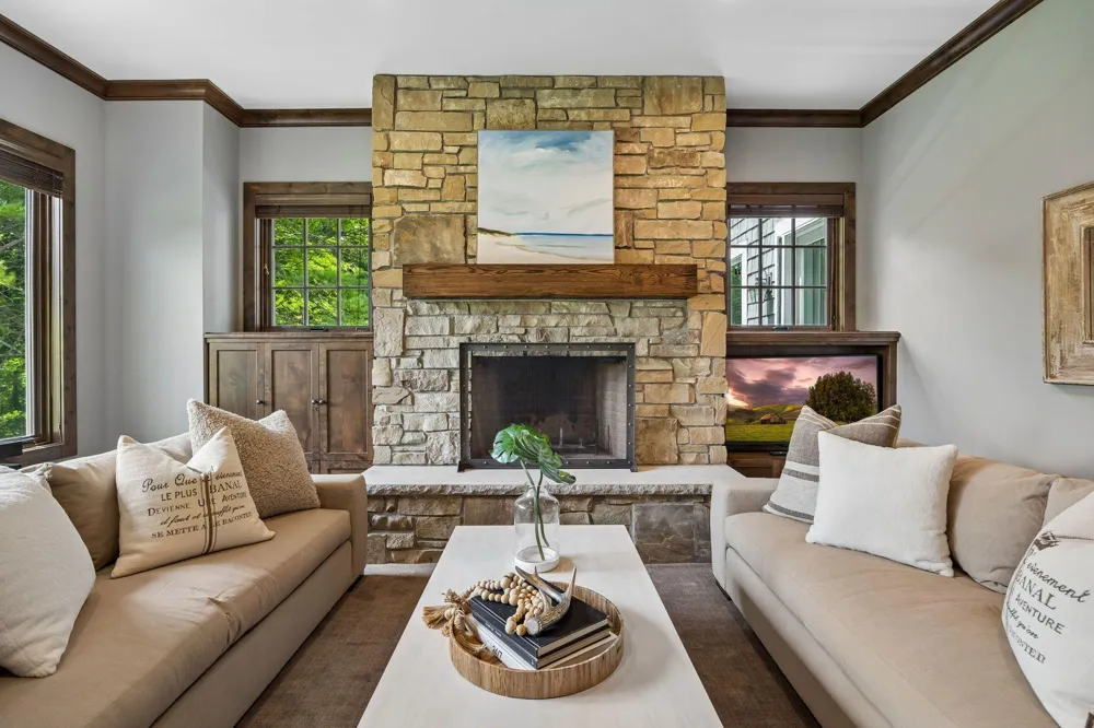 4565 Bayside Road Orono, MN 55359