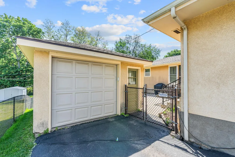 845 Spencer Street S Shakopee, MN 55379