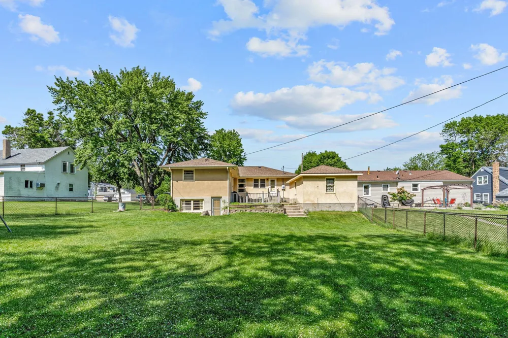 845 Spencer Street S Shakopee, MN 55379